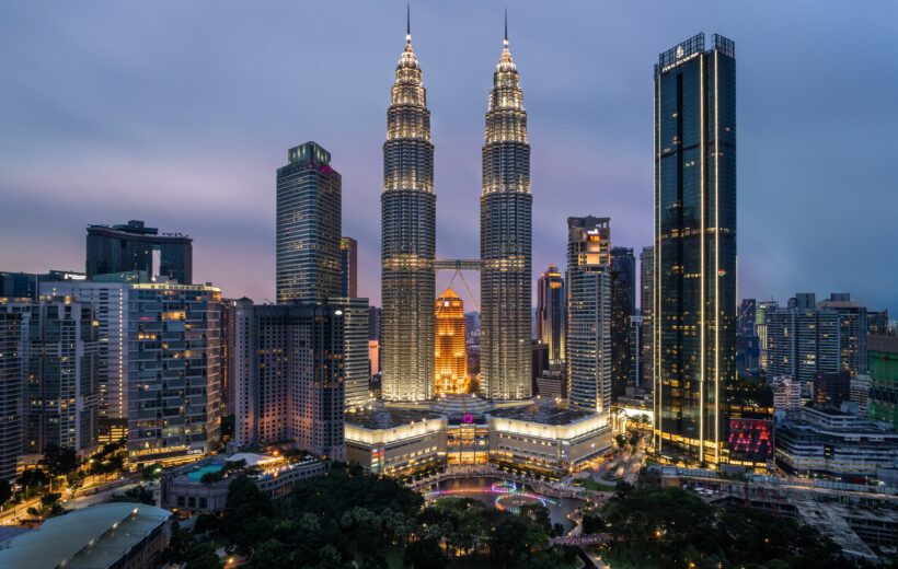 7 days Simply Singapore With Magical Malaysia - from ₹57,363pp